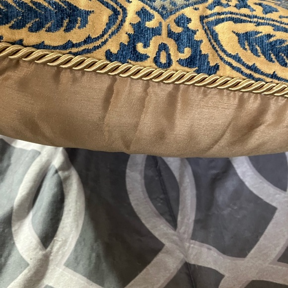 Elegant Blue and Gold Decorative Pillows - Picture 6 of 14